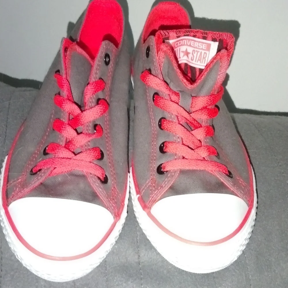 Converse - Picture 9 of 10